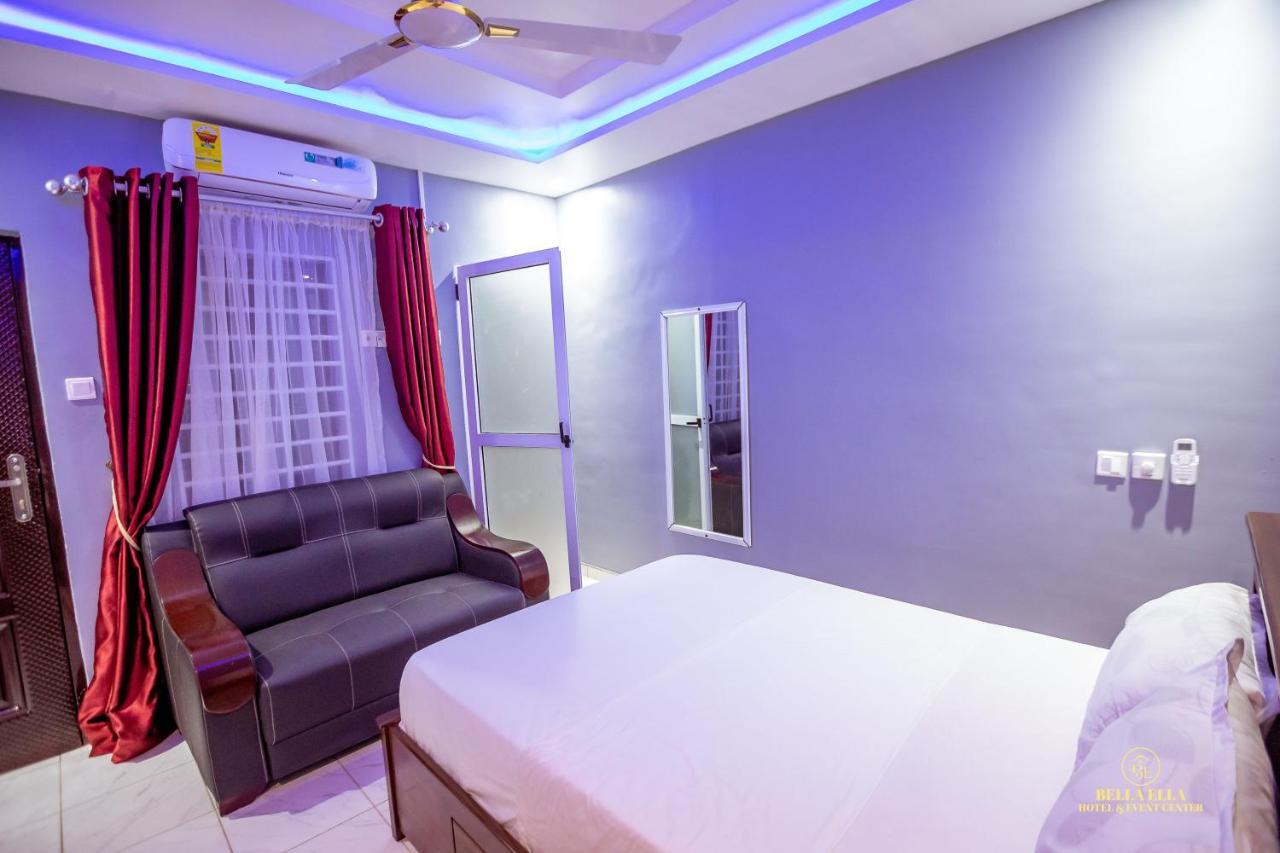 Bella Ella Hotel & Event Center Kasoa Extérieur photo
